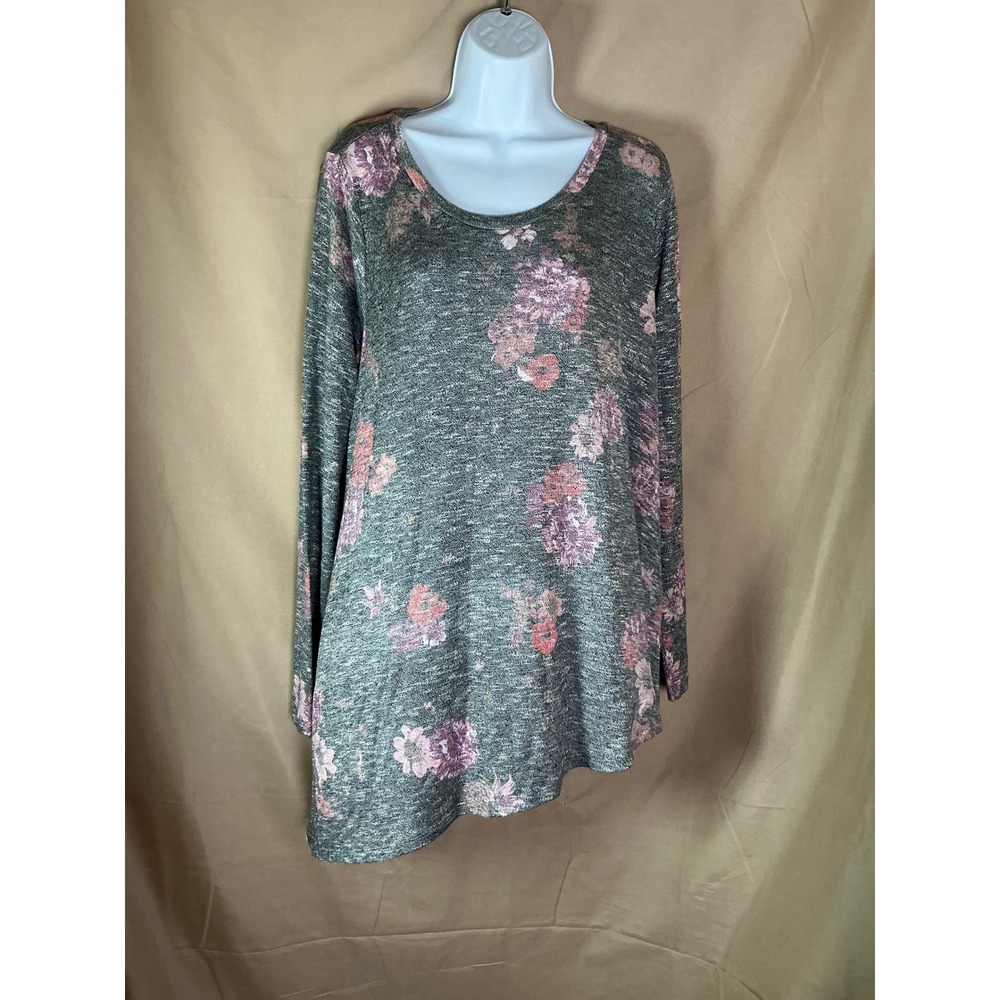 Isabel Maternity Floral Long Sleeve Top Women XL Grey New Slanted Asymmetrical